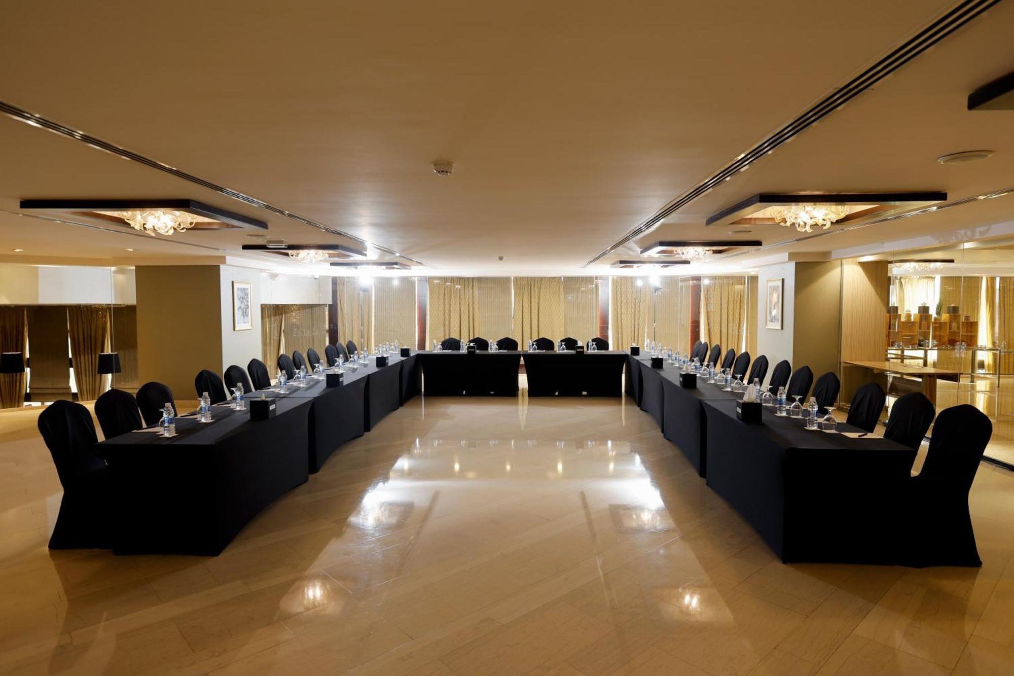 Babylon Rotana Hotel Baghdād エクステリア 写真
